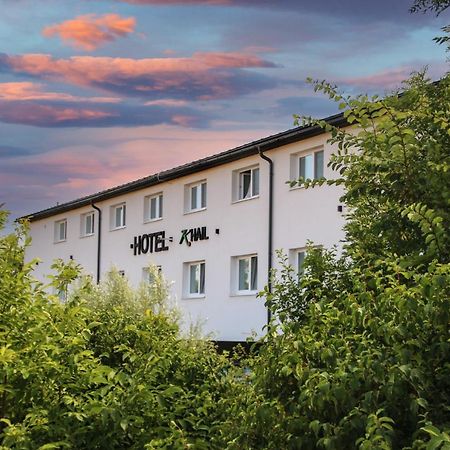 Hotel Khail Maria Lanzendorf Εξωτερικό φωτογραφία