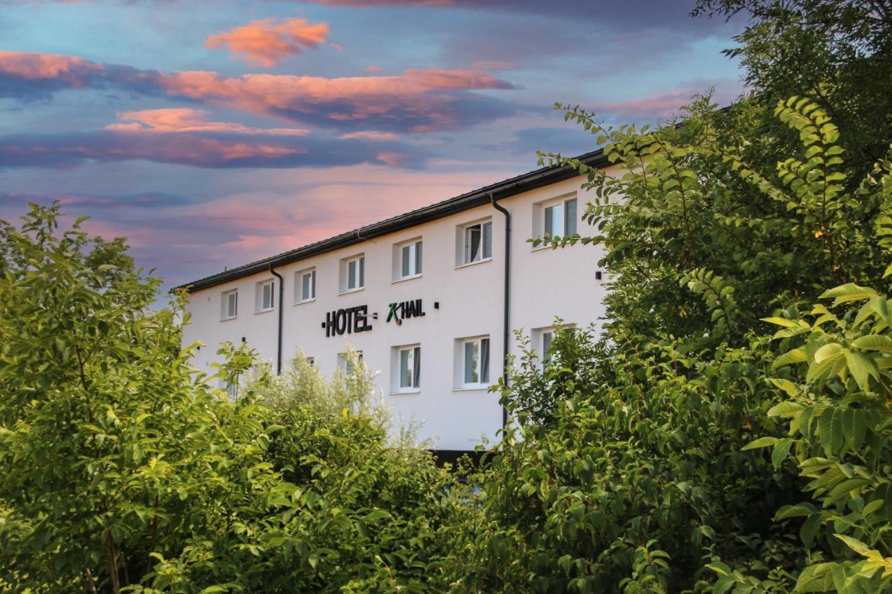 Hotel Khail Maria Lanzendorf Εξωτερικό φωτογραφία