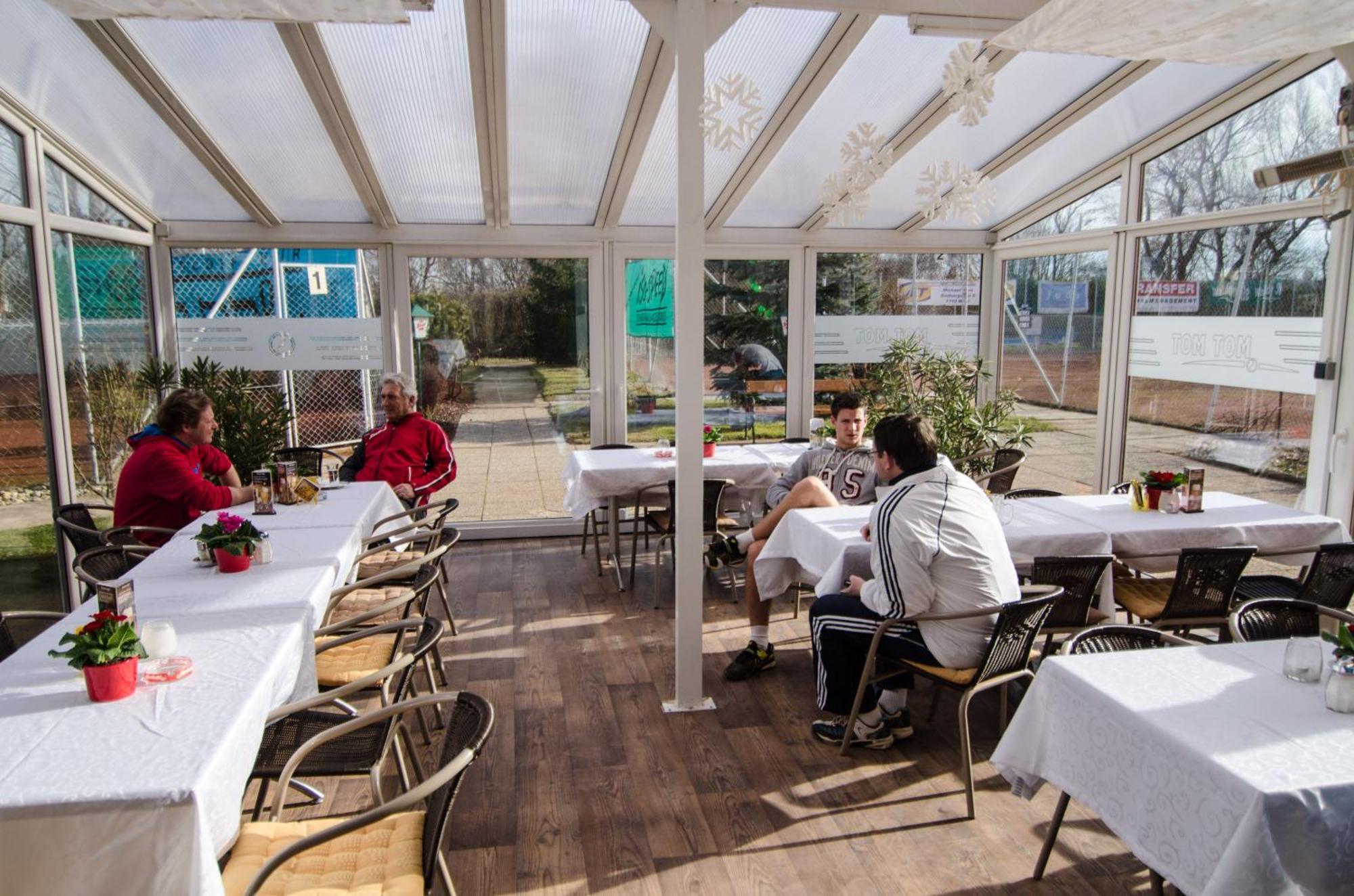 Hotel Khail Maria Lanzendorf Εξωτερικό φωτογραφία